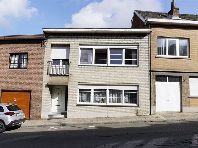 Huis te koop
                    in 4100 Seraing