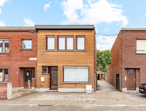                                         Maison à vendre à Zelzate, € 320.000
