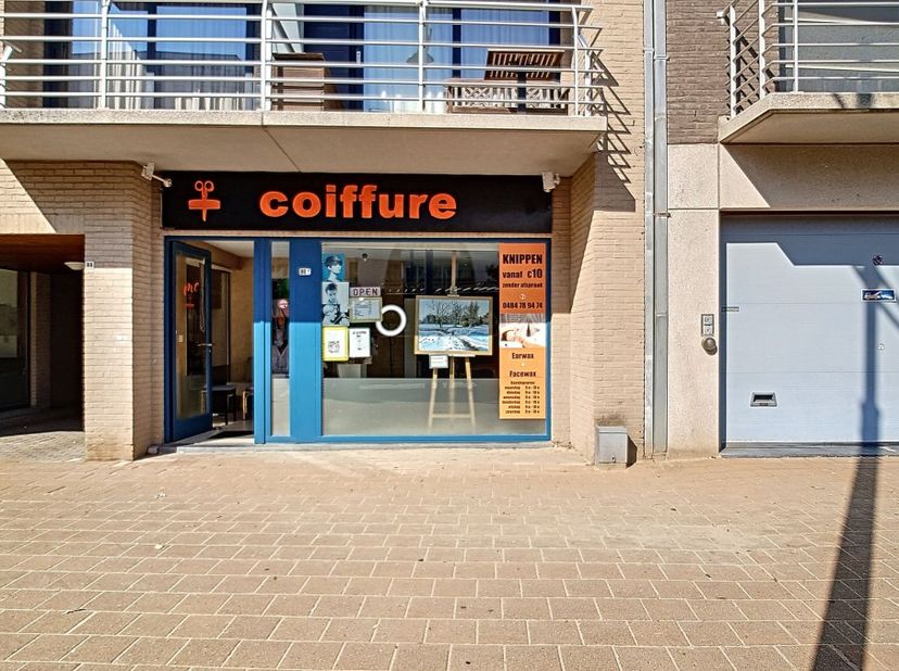 Zeer goede ligging - nabij  de zeedijk&lt;br /&gt;
Garage&lt;br /&gt;
Winkel met zonlicht - zuidkant&lt;br /&gt;
Nieuwbouw&lt;br /&gt;
Lage kosten aan gebouwenbeheer&lt;br /&gt;
Be