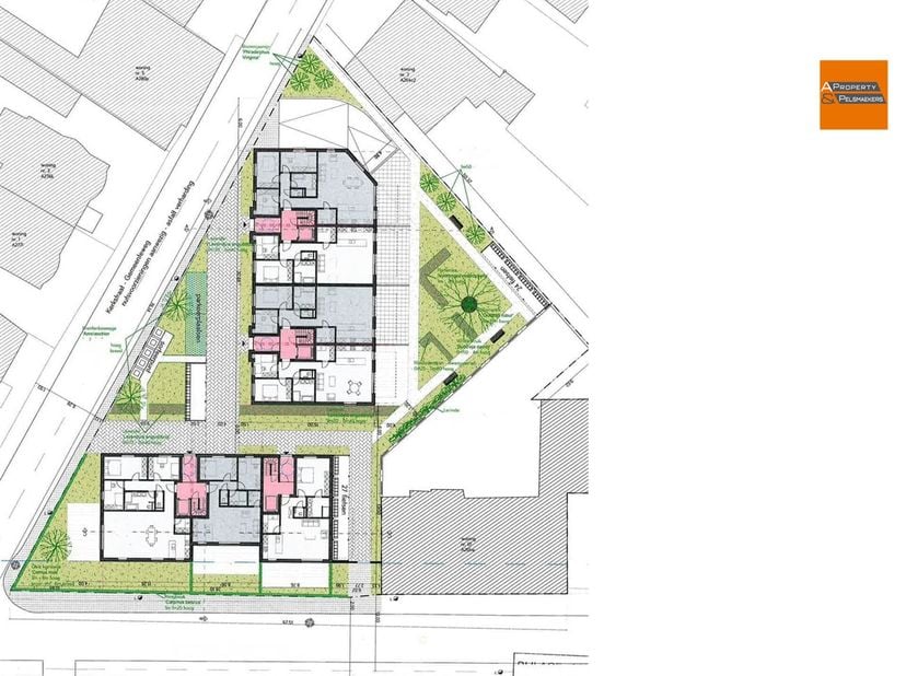 Deze projectgrond is centraal gelegen aan de steenweg in Zoutleeuw, de grond beschikt over een bouwrijpe vergunning voor het bouwen van 18 appartement