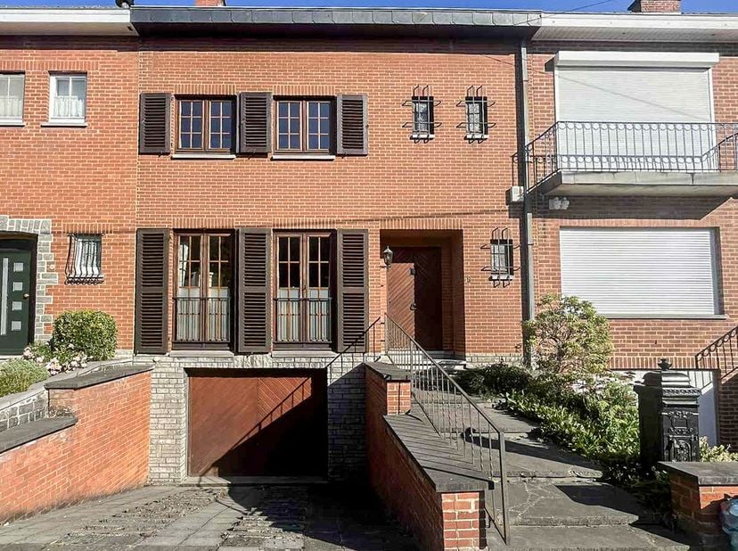 Huis te koop
                    in 7130 Binche