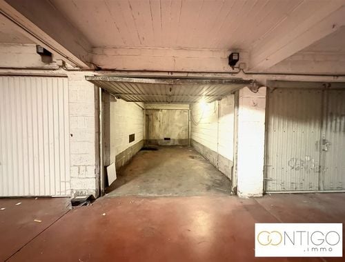                                         Staanplaats te koop in Evere, € 29.000
