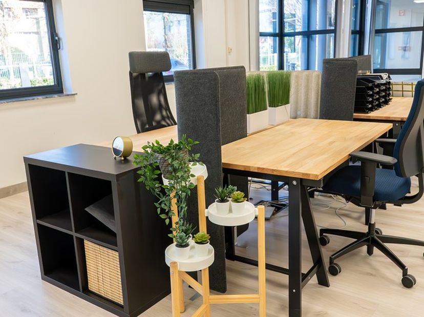 - Instapklaar &amp; bemeubeld landschapskantoor van 248m² &lt;br /&gt;
- Aangename en efficiënte werkomgeving, ideaal voor professionele en inspirerende bedrijv