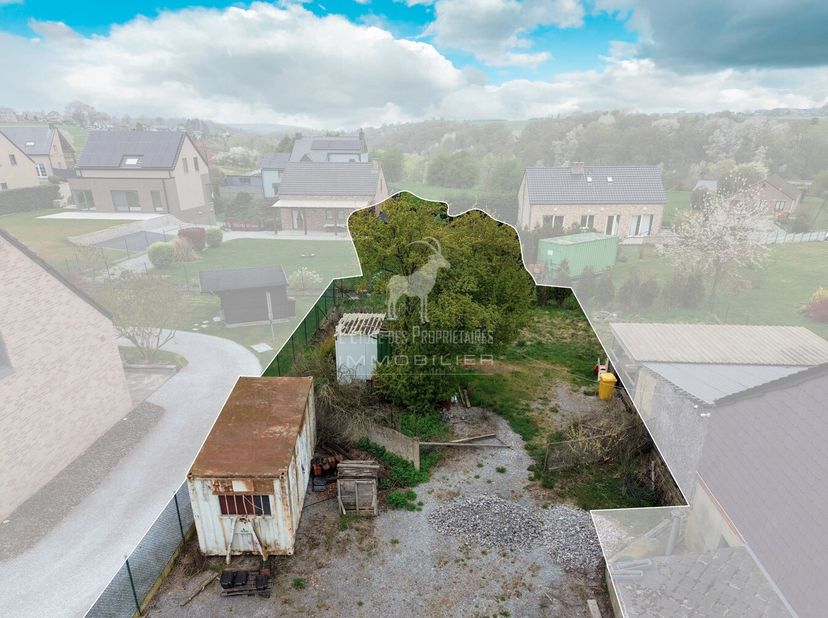 Référence agence : V6031-1675&lt;br /&gt;
Opportunité Exceptionnelle : Belle parcelle de terrain de 374 m² avec une façade de 11m et une profondeur de 34m s
