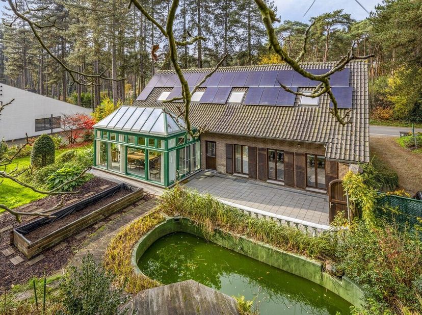 Vente : villa de luxe en bordure de village&lt;br /&gt;
Prix demandé : [Entrer le prix]&lt;br /&gt;
Emplacement : [Saisir la localisation]&lt;br /&gt;
Découvrez cette b