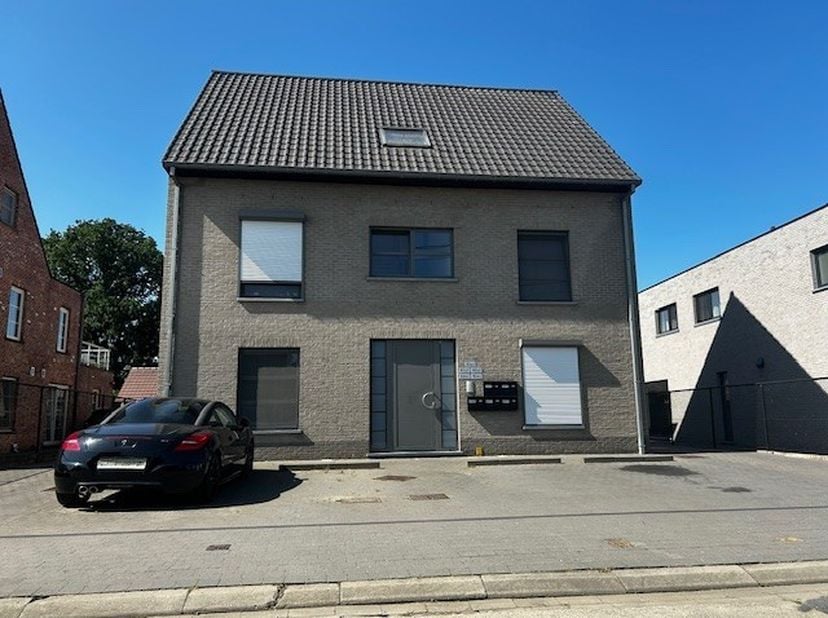 Appartement à louer
                    à 2235 Hulshout