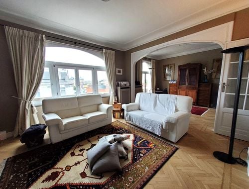                                         Appartement à louer à Etterbeek, € 2.450
