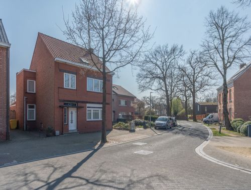                                         Maison à vendre à Oud-Turnhout, € 350.000
