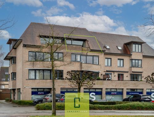                                         Penthouse te koop in Sint-Michiels, € 349.000

