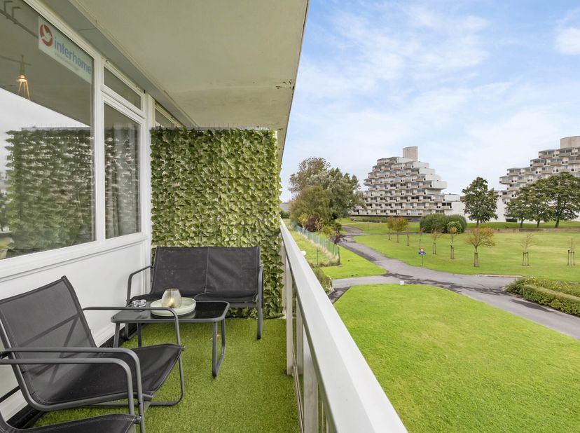 Welkom in deze prachtige studio op het vakantiedomein park ATLANTIS.&lt;br /&gt;
Gelegen op een boogscheut van de zee, in een rustige omgeving in De Haan!&lt;b
