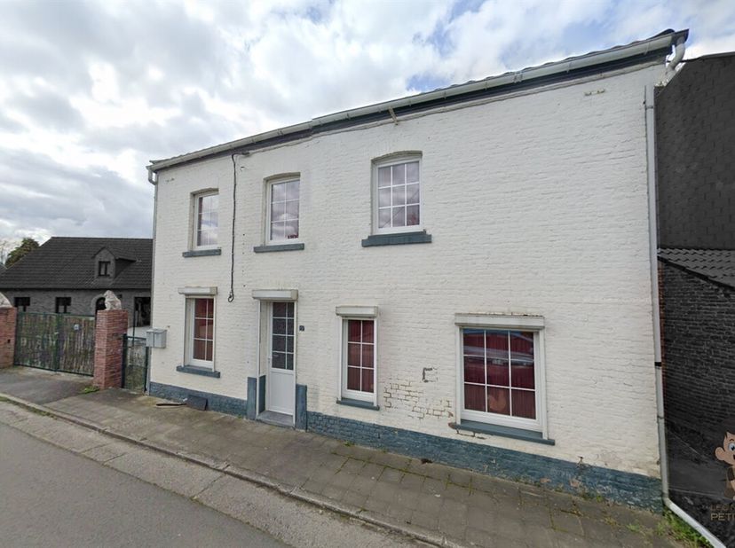 Maison exceptionnelle à vendre à Châtelet !&lt;br /&gt;
Découvrez cette propriété unique offrant de nombreuses possibilités, idéale pour les familles ou les
