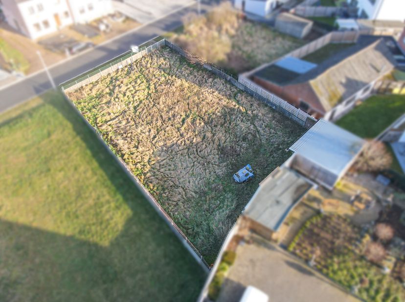 Terrain à vendre
                    à 3560 Lummen