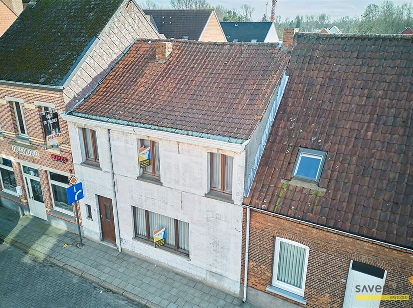 Te renoveren woning op loopafstand van Mol centrum.&lt;br /&gt;
Het perceel strekt zich uit tussen Ginderbroek en de Polderstraat.&lt;br /&gt;
Interessant als pro