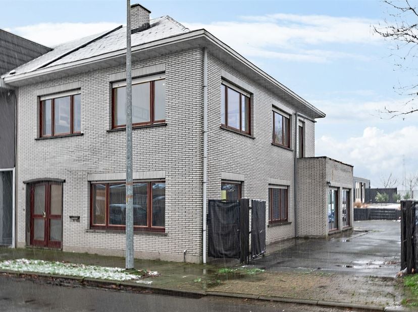 Maison à vendre
                    à 9150 Kruibeke