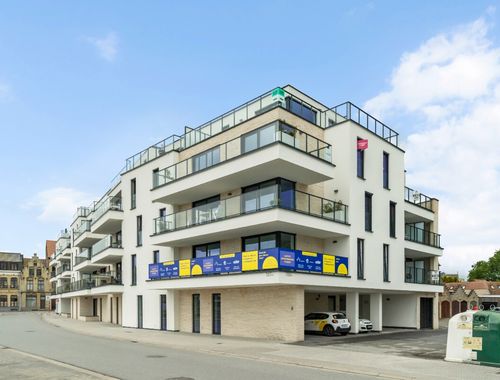                                         Handelsgelijkvloers te huur in Diksmuide, € 1.350
