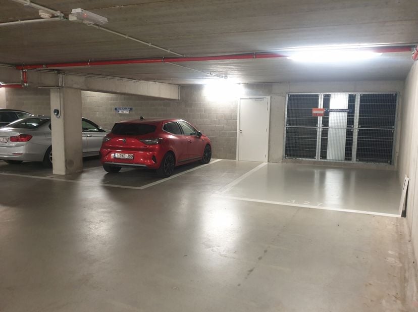 Een bezoekmoment aanvragen kan via onze website: https://www.vicusvastgoed.be/aanbod?prefilter=huren&lt;br /&gt;
Ga naar het respectievelijke pand en klik o