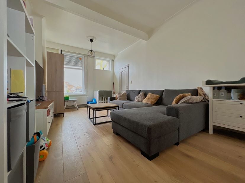 STARTPRIJS, Elk bod hoger dan deze startprijs, wordt voorgelegd aan de eigenaars, die al dan niet kunnen ingaan op dit aanbod.&lt;br /&gt;
&lt;br /&gt;
Op een top