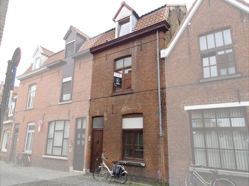 Maison à louer
                    à 8000 Brugge
