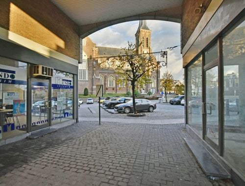                                         Bien commercial à vendre à Lanaken, € 115.000
