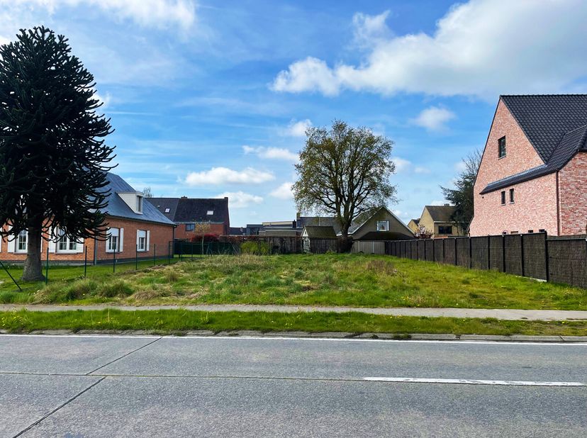 Op dit zuidgericht perceel villagrond uw droomwoning bouwen?&lt;br /&gt;
Vanuit deze locatie geniet u van een vlotte verbinding met het centrum van Brugge e