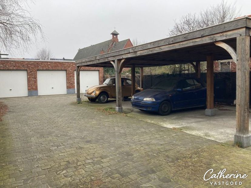 Garage à vendre
                    à 2900 Schoten