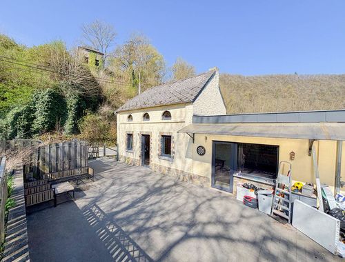                                         Maison à vendre à Annevoie-Rouillon, € 169.000
