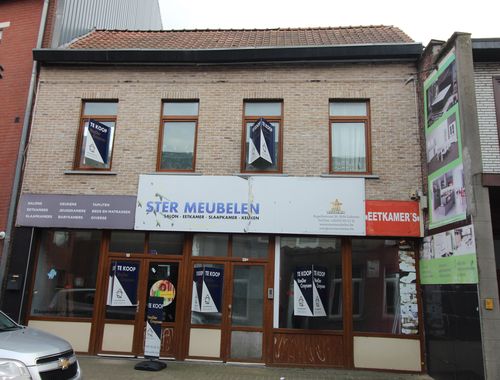                                         Handelszaak te koop in Lokeren, € 438.000

