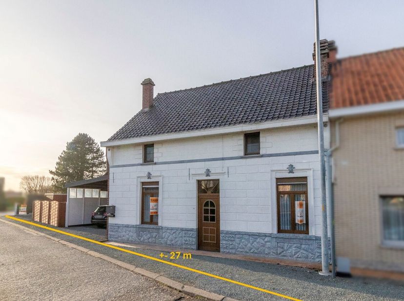9402 Meerbeke, Dokstraat 90. Deze goed onderhouden woning omvat: woonkamer met eetplaats, keuken, badkamer, berging en een slaapkamer op het gelijkvlo