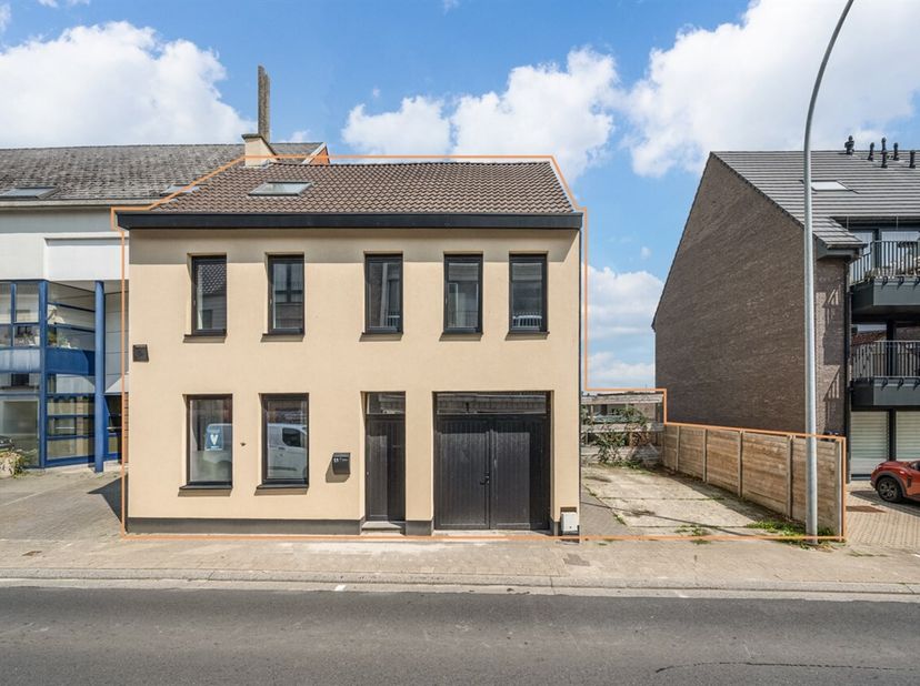 Maison à vendre
                    à 9450 Denderhoutem