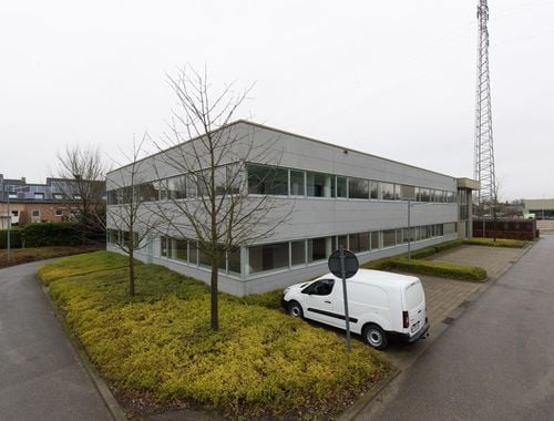                                         Bureaux à louer à Mol, € 5.670
