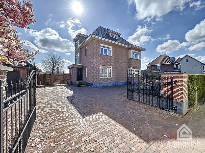 Maison à vendre
                    à 3930 Hamont