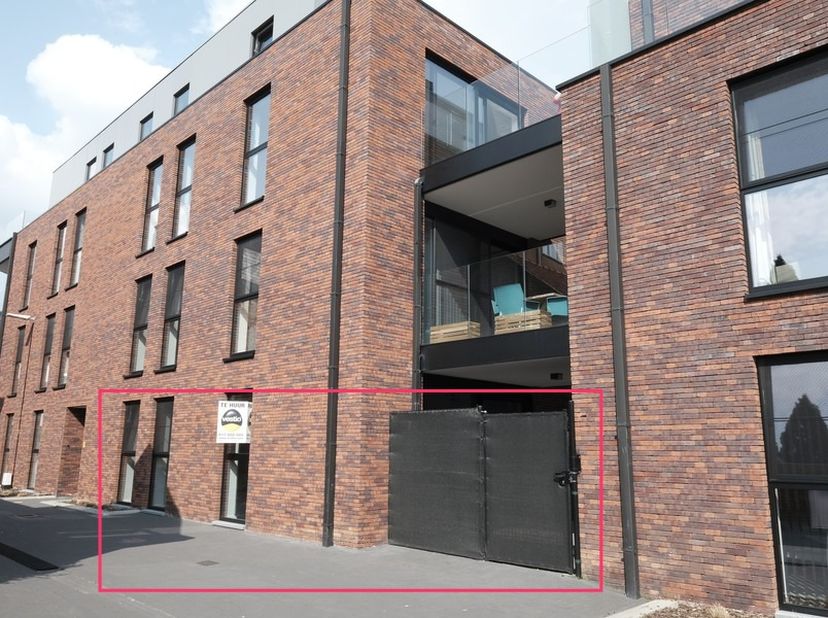 Gezellig appartement op gelijkvloers met 2 slaapkamers&lt;br /&gt;
&lt;br /&gt;
Dit vrijwel nieuwe appartement, gelegen in centrum van Hoeselt, is ideaal gelegen
