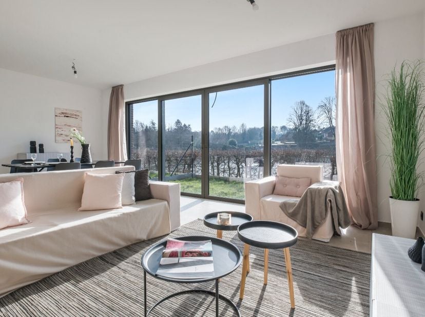 Ce projet est idéalement situé à Essenbeek,Halle. Il bénéficie dune localisation parfaite, à la fois proche du centre-ville et entouré de calme et de