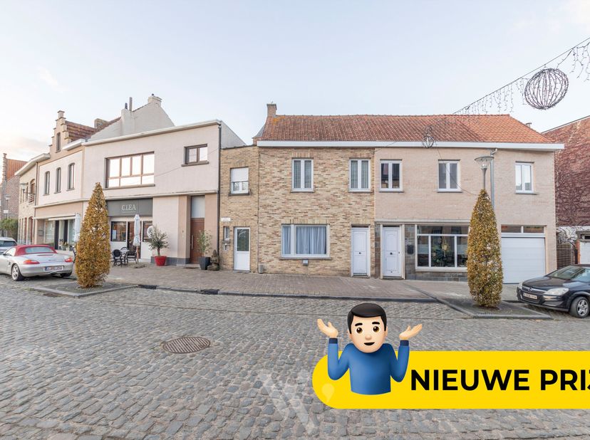 Rijwoning op het dorpsplein van Kemmel – perceel van 116 m²&lt;br /&gt;
&lt;br /&gt;
Deze gezellige woning met 141 m² bewoonbare oppervlakte ligt op een unieke lo