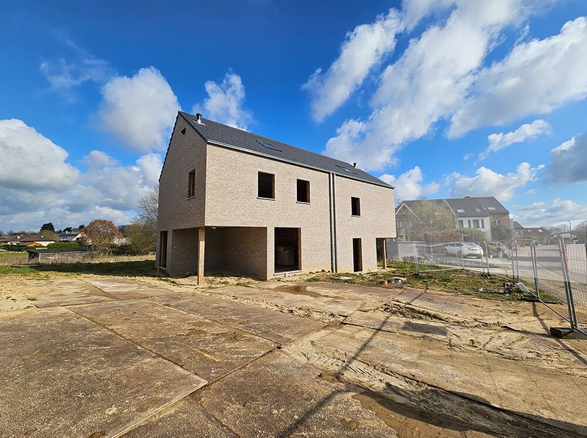 Huis te koop
                    in 1730 Asse