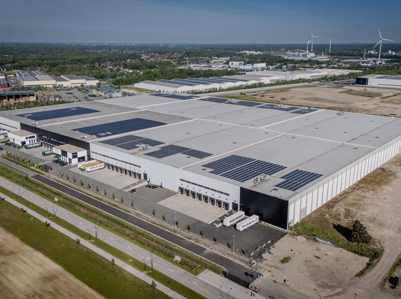 Genk Green Logistics is een volledig nieuwbouwproject in zone B (42 ha) van de voormalige Ford-site in Genk. Het is een van de weinige sites in België