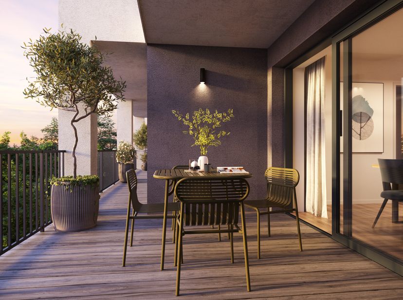 Victoire-Junot biedt u dit uitzonderlijke 5-slaapkamer duplex penthouse met een prachtig terras van 62m², volledig atypisch in grootte en lay-out op d