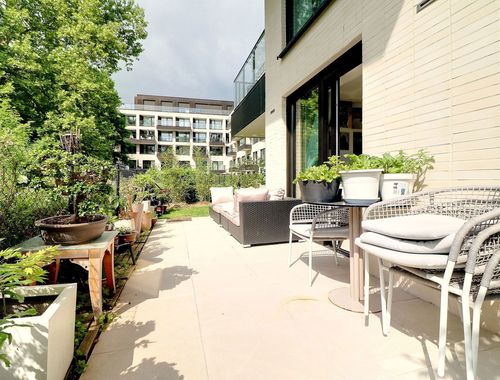                                         Appartement à louer à Auderghem, € 1.590
