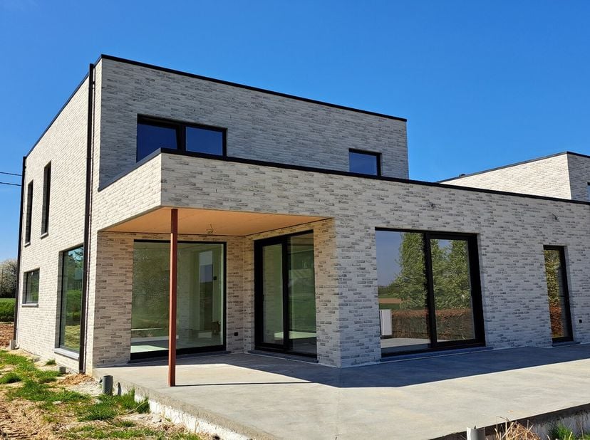 Maison à vendre
                    à 3212 Pellenberg