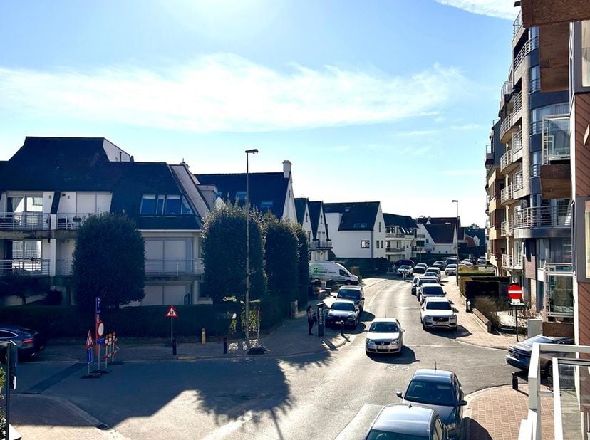 Appartement à louer
                    à 8300 Knokke