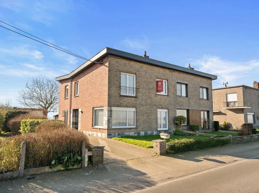 Nieuw te koop bij Prolan Vastgoed:&lt;br /&gt;
&lt;br /&gt;
Te renoveren halfopen bebouwing in Beke (Zomergem)&lt;br /&gt;
&lt;br /&gt;
Bezoek op afspraak via 0491 25 58 26 o