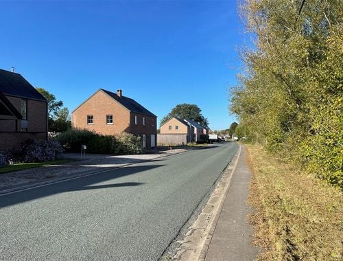                                         Grond te koop in Momignies, € 188.000
