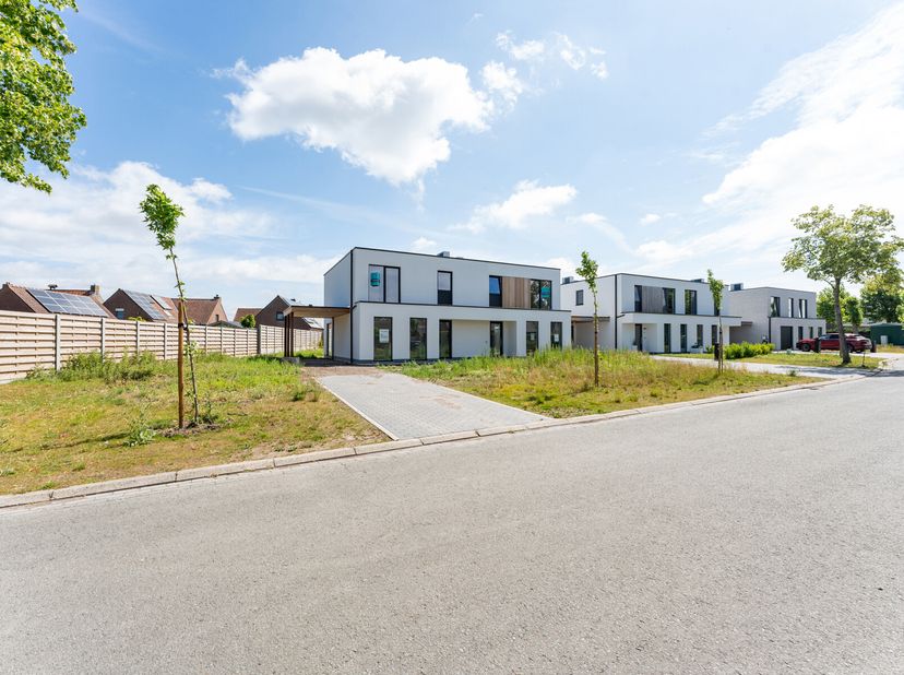Huis te koop
                    in 8680 Koekelare