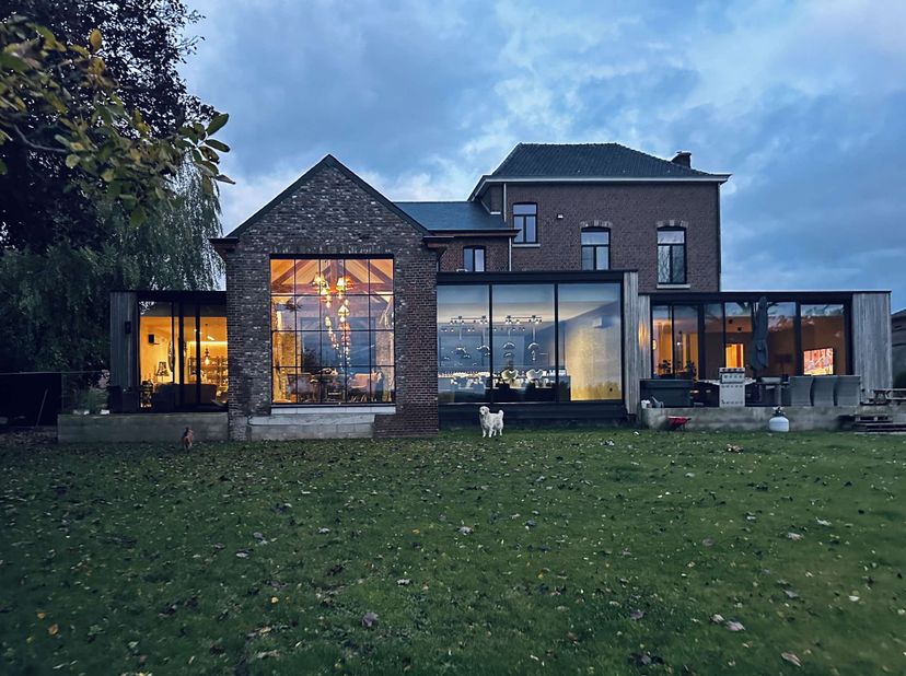 Maison à vendre
                    à 3806 Velm