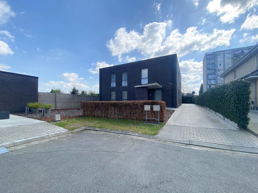 Appartement à louer
                    à 2880 Bornem