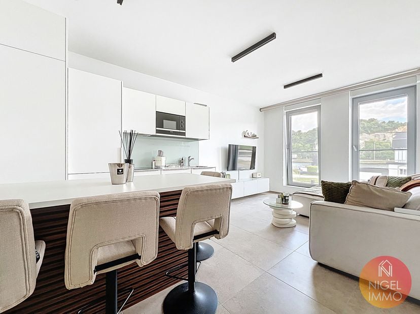 EXCLUSIVITÉ NIGEL IMMO - APPARTEMENT COUP DE COEUR (EDGAR - MEUSEVIEW)&lt;br /&gt;
À seulement quelques minutes de Visé, dans un environnement paisible et v