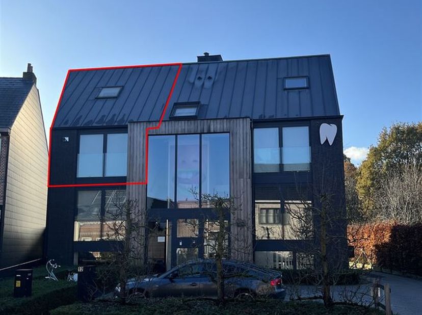 Duplex appartement met 1 slaapkamer in recent gebouw te Nijlen&lt;br /&gt;
Ligging: Het appartement is gelegen op een boogscheut van het centrum van Nijlen,
