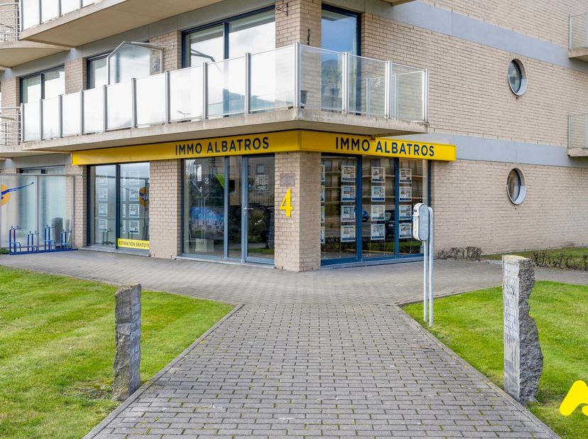 Ruim Handelspand met diverse faciliteiten&lt;br /&gt;
Op zoek naar de perfecte locatie voor uw bedrijf?&lt;br /&gt;
&lt;br /&gt;
Ontdek dit ruime handelspand te huur, m