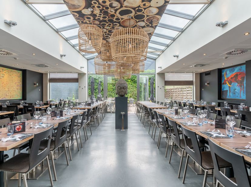 Locatie: Laar 7, Centrum Aartselaar&lt;br /&gt;
Type vastgoed: Commercieel pand (horeca)&lt;br /&gt;
Huidige uitbating: Wokrestaurant  reeds jarenlang (+ 20 jaar)