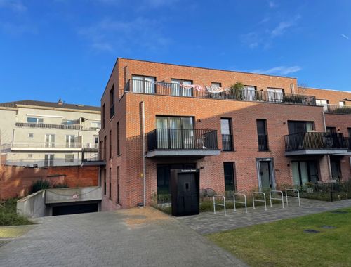                                         Garage te koop in Lokeren, € 17.000
